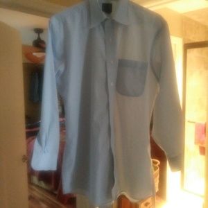 A Mens JOS.A.BANK Dress Shirt